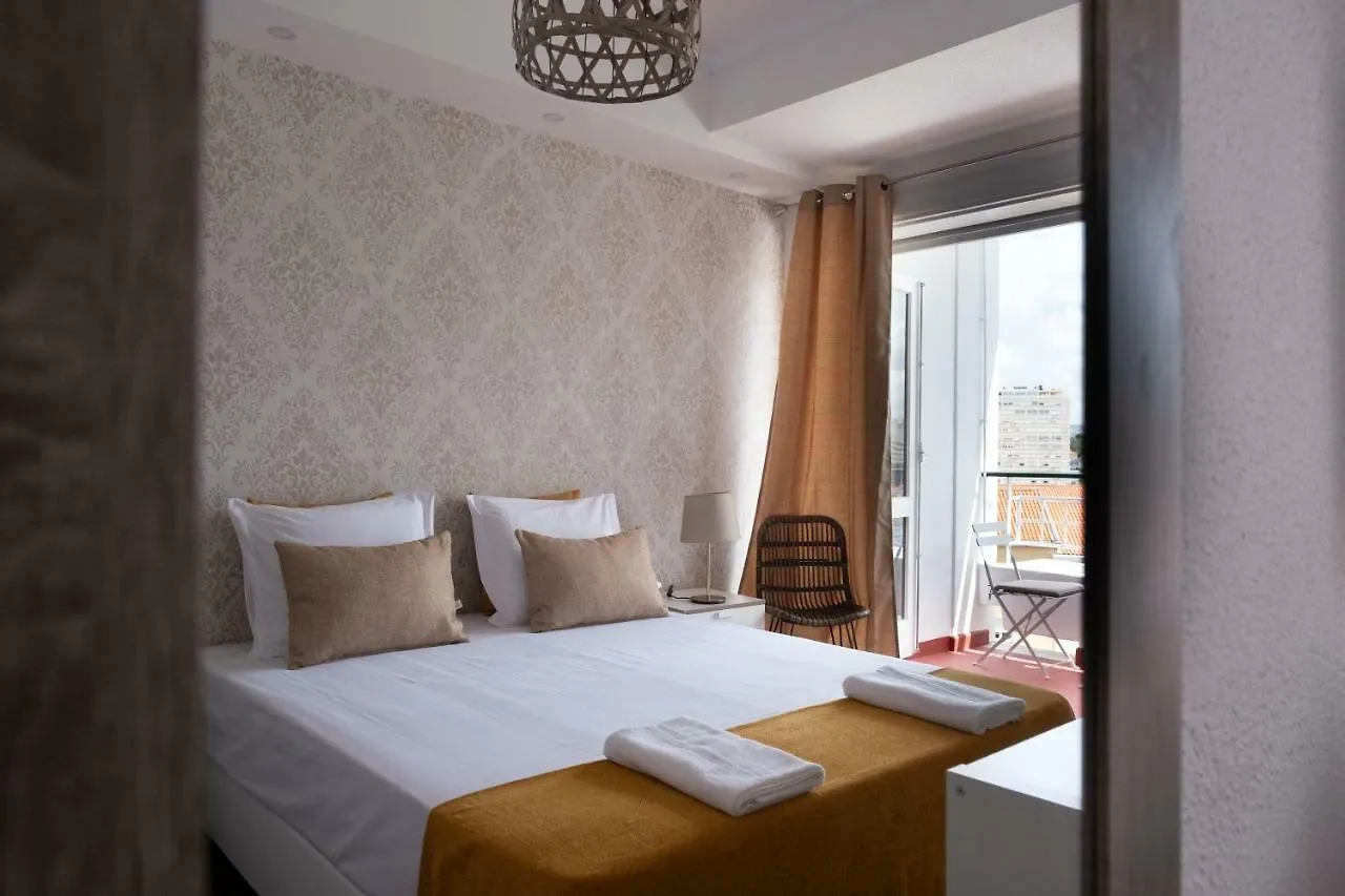 4U Lisbon Suites & Guesthouse VII Airport