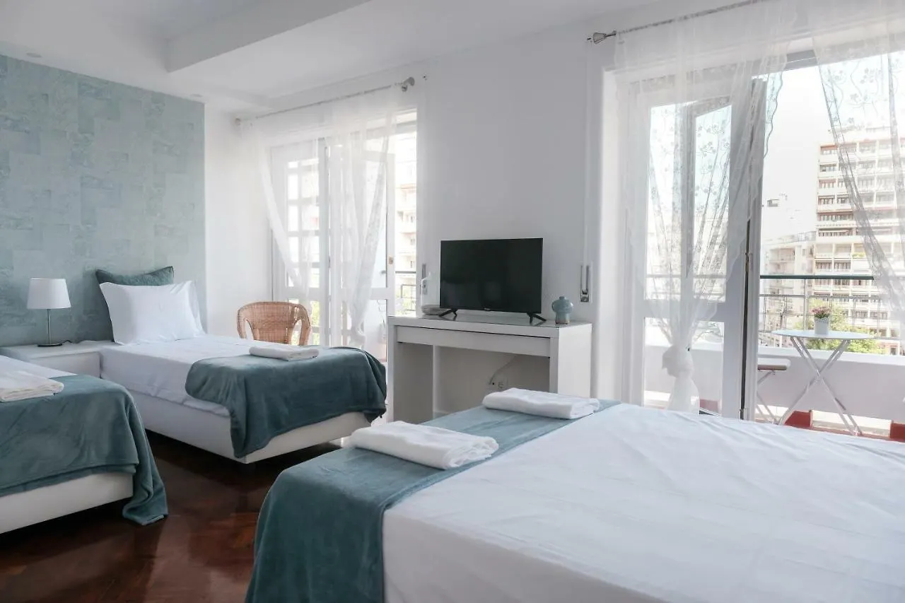 Pensión 4U Lisbon Suites & Guesthouse VII Airport
