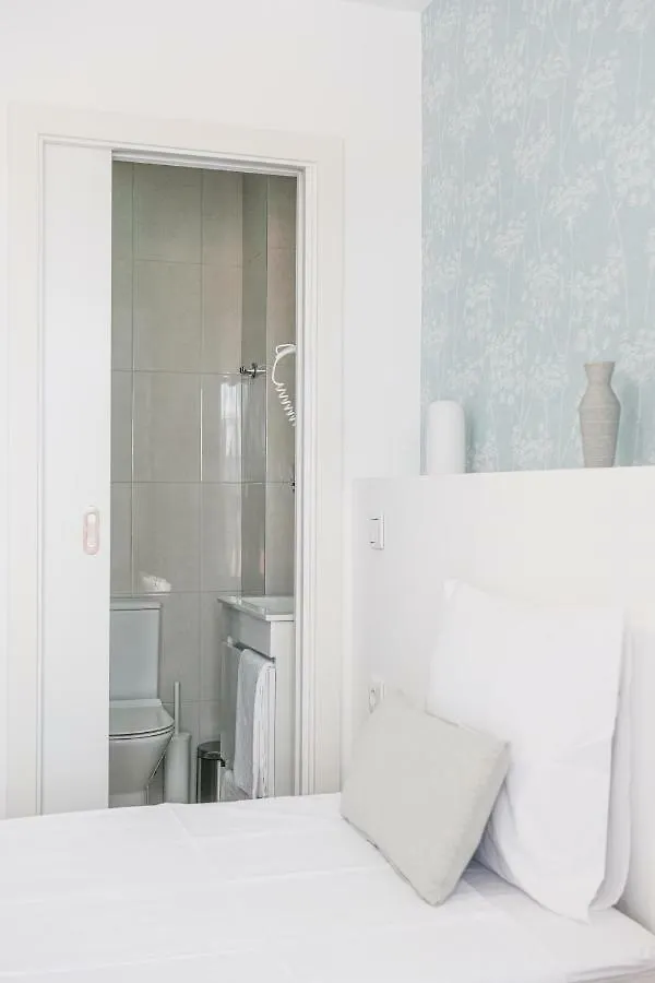 Guest house 4U Lisbon Suites & Guesthouse VII Airport