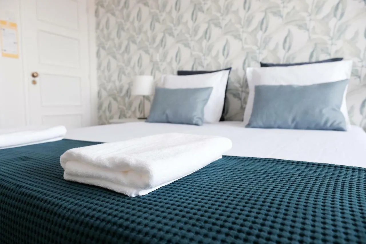 4U Lisbon Suites&Guesthouse VII Airport 0*,  Portugal