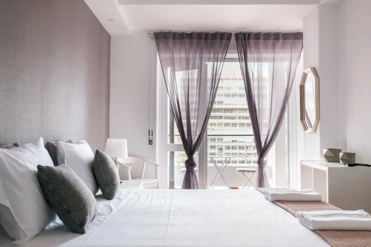 Guest house 4U Lisbon Suites & Guesthouse VII Airport