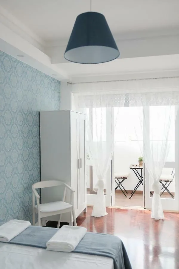 4U Lisbon Suites & Guesthouse VII Airport Guest house